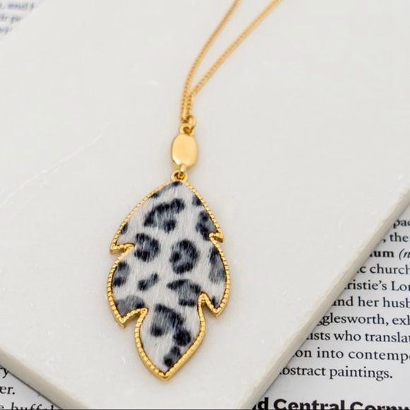 Jewelry - Long Gold Leaf Animal Print Necklace-Black & White